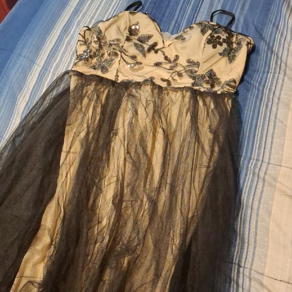 SHEIN Black and Cream Prom Dress
